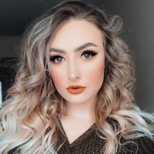 Meet your Posher, Skylar